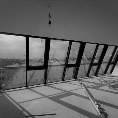 Traisengasse, Baustelle - Dachgeschoss mit Pfostenriegelverglasung – LCB Planung GmbH.